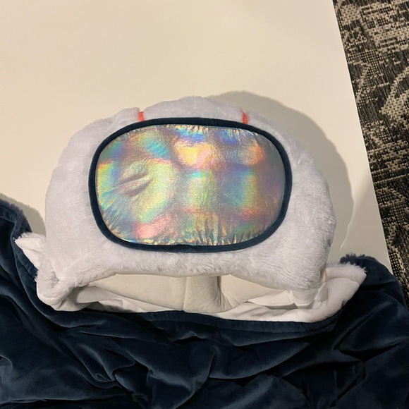 Pillowfort Accessories Pillowfort Astronaut Hooded Blanket 5x40